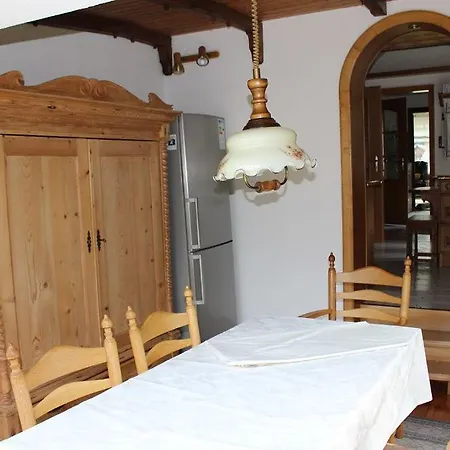 Haus Leevke Дом отдыха Pewsum